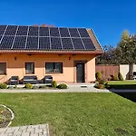 Sarmir Apartmany * Bobrovec